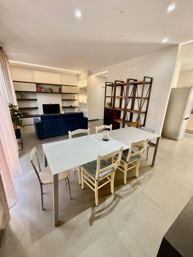 Privatehouseinrome Lägenhet